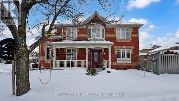 Property Photo: 107 Gladys Clarkson Drive ON L4A 0R3
