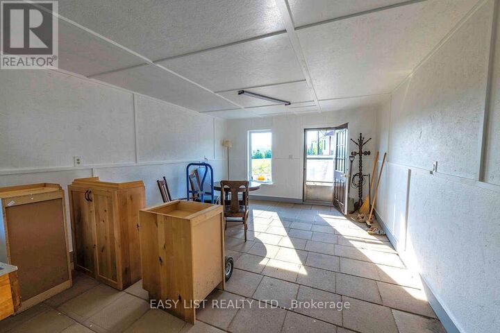 Property Photo:  608 Copper Cliff Road  ON P7L 0B7 