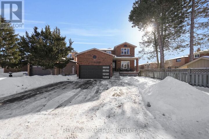 Property Photo: 11 De Rose Avenue ON L7E 1A5