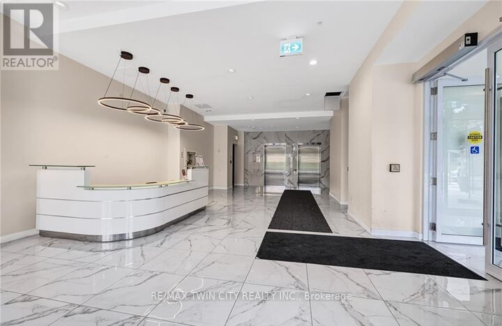 Property Photo:  128 King Street 807  ON N2J 0E9 