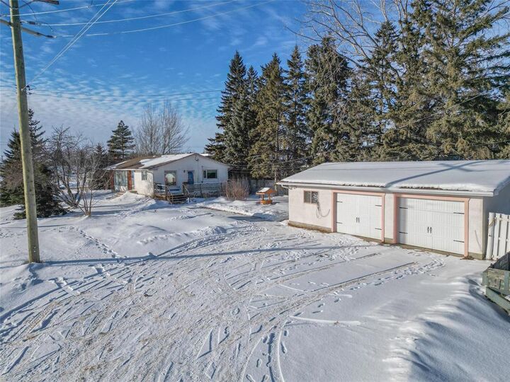 Property Photo:  2245 Lyndale Drive  MB R7A 7K7 