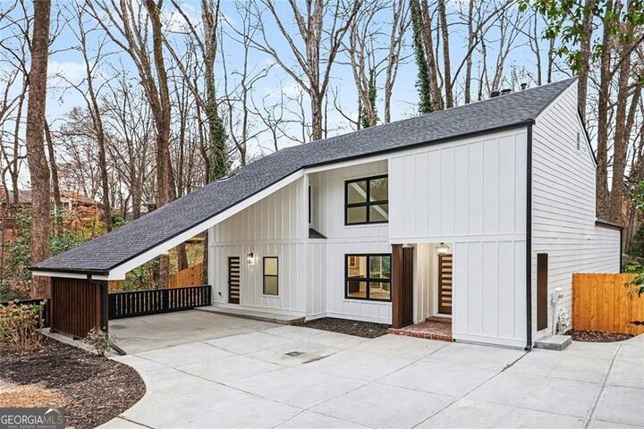 Property Photo:  2360 Bradcliff Drive NE  GA 30345 