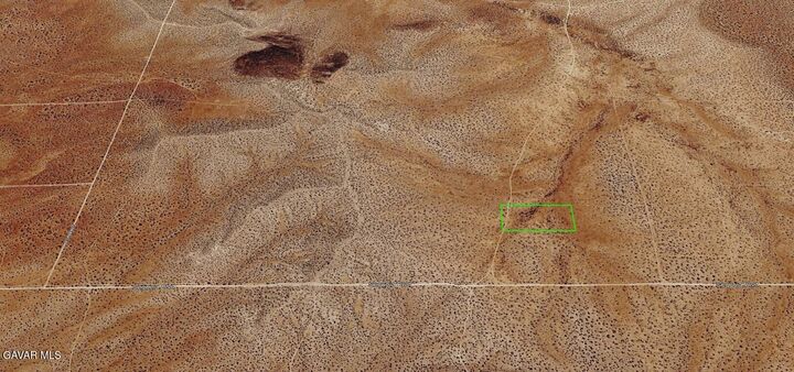 Property Photo:  22000 E Sequoia Boulevard  CA 93523 