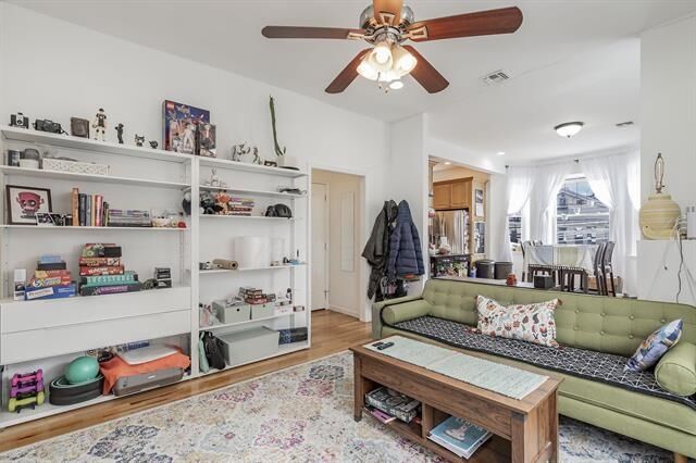 Property Photo:  977 Summit Ave 2  NJ 07307 