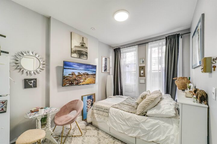 Property Photo:  320 Jefferson St 1rf  NJ 07030 