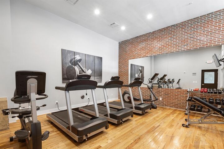 Property Photo:  136 Oakland Ave 3U  NJ 07306 