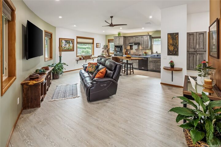 Property Photo:  1638 Kamamalu Avenue  HI 96813 