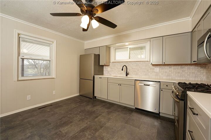 Property Photo:  5148 Big Tyler Road  WV 25313 