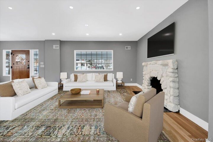 Property Photo:  28 Midland Avenue  NY 10606 