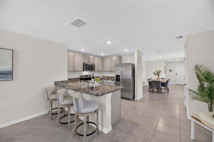 Property Photo:  16547 Mosaic Oar Drive  FL 33598 