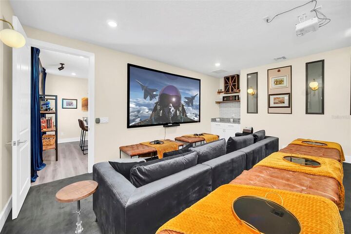 Property Photo: 1213 Radiant Street FL 34747