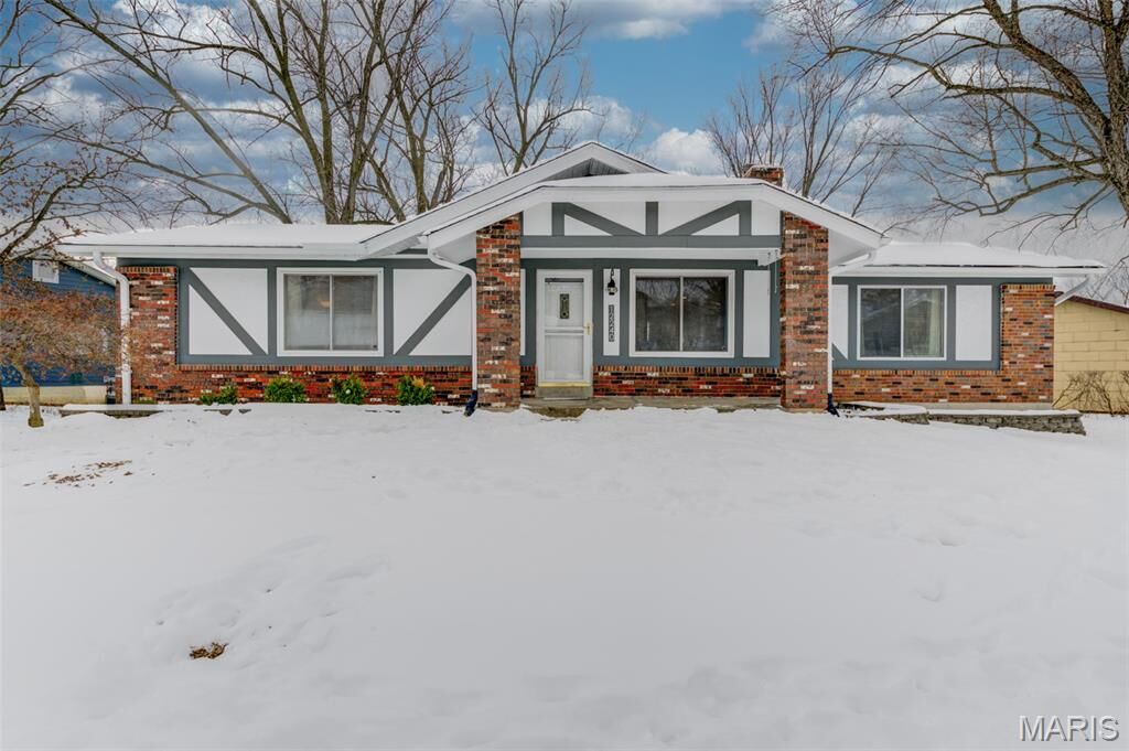 Property Photo:  12240 Spring Place Court  MO 63043 