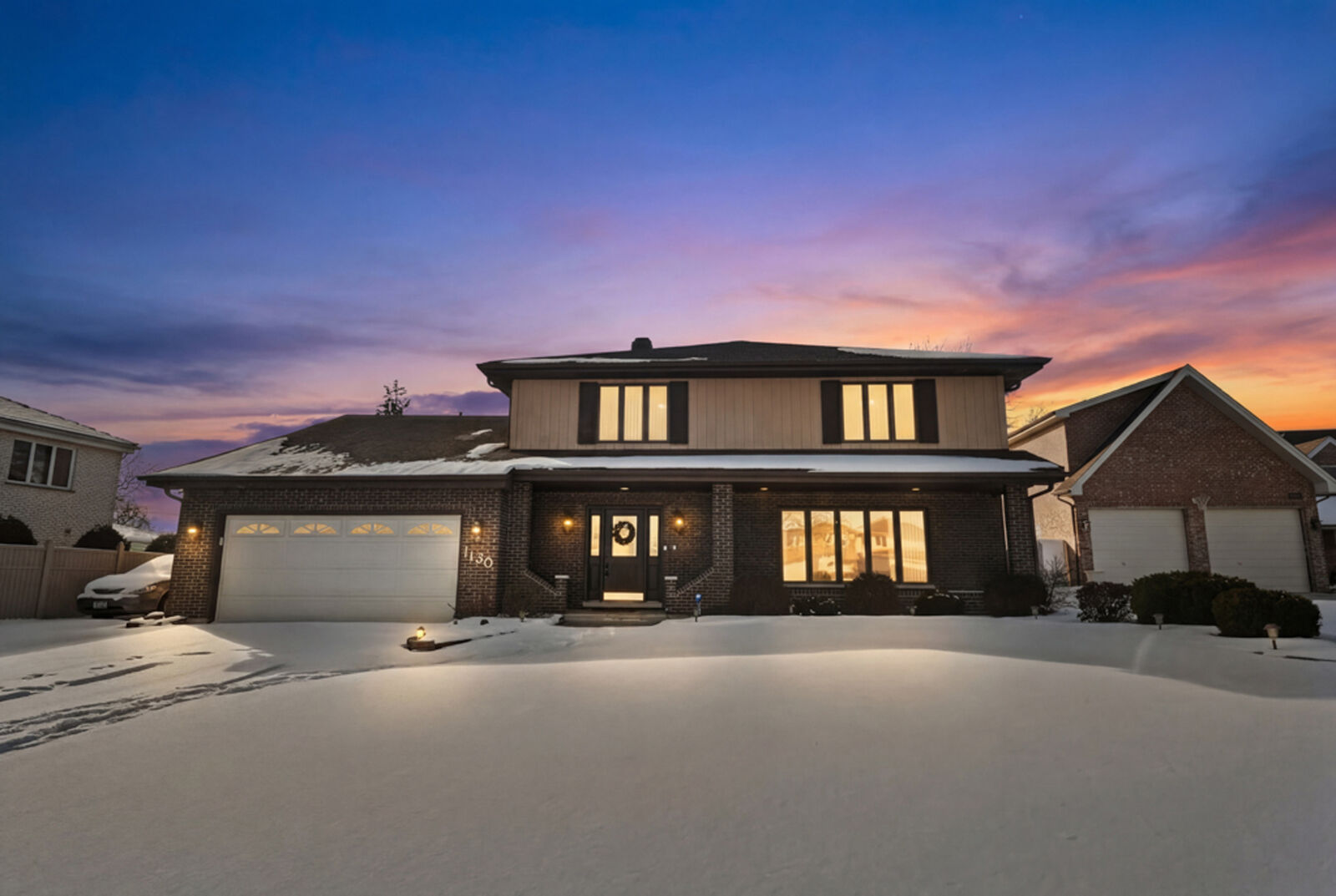 Property Photo: 1130 N Thatcher Lane IL 60101