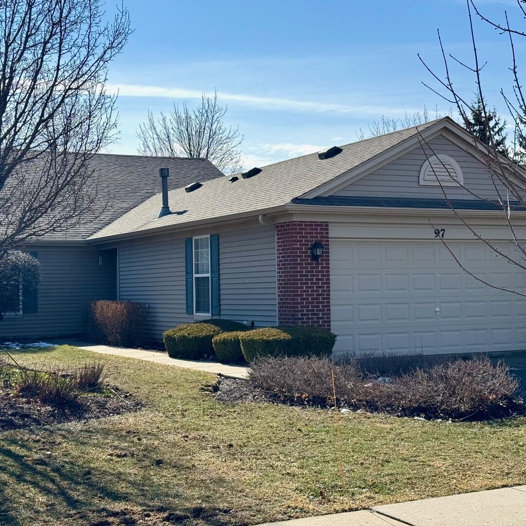 Property Photo:  97 W Essington Drive  IL 60073 