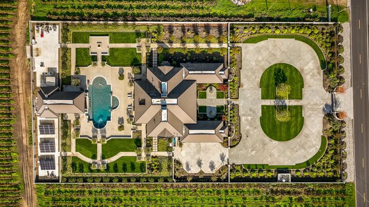 Property Photo:  22215 N Devries Rd  CA 95241 