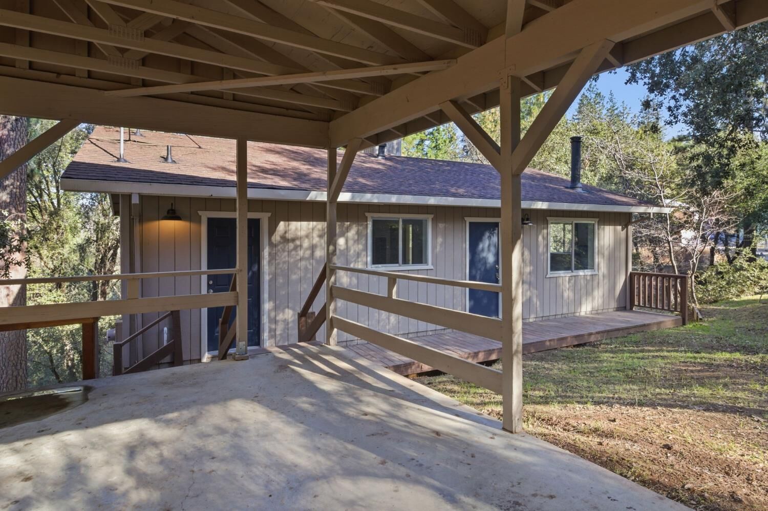 Property Photo:  19088 Hillhaven Rd  CA 95379 