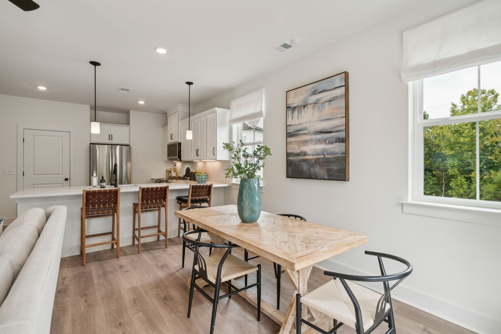 Property Photo:  140 Valentine Aly  TN 37218 