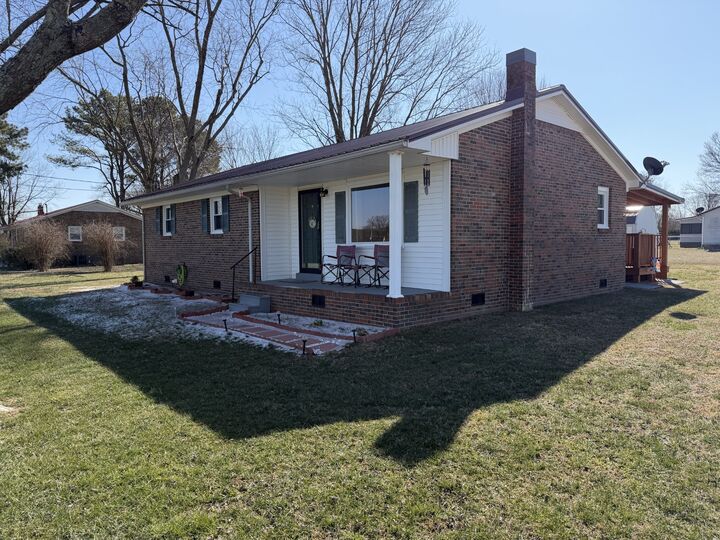 Property Photo:  8 Mattox Rd  TN 38464 