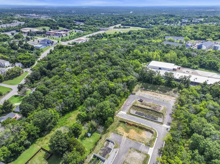 Property Photo:  3047 Hillside Rd  TN 37207 