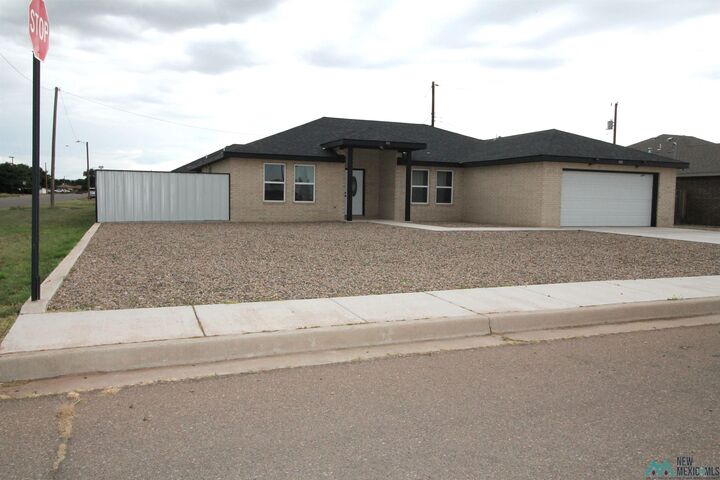 Property Photo:  100 Sombrero Road  NM 88101 