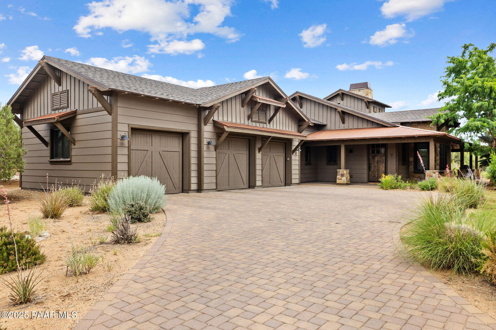 Property Photo:  5565 W Mescal Canyon Way  AZ 86305 