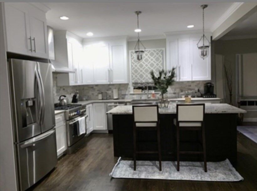 Property Photo:  6 Neff Drive  MA 02035 