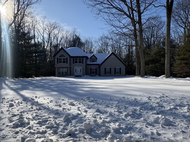 Property Photo:  142 Chatham Hill Road  PA 18360 