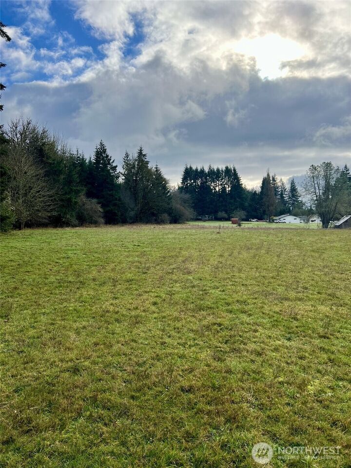 Property Photo:  1 NE Jabez Street  WA 98596 