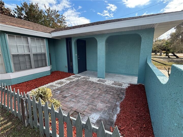 Property Photo:  2450 8th Avenue SW  FL 32962 
