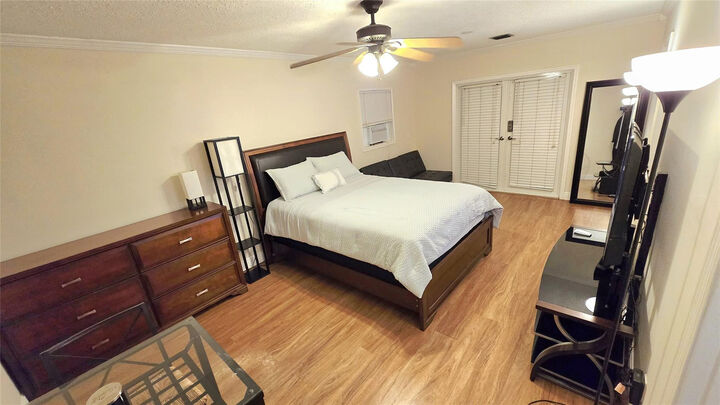 Property Photo:  536 NW 45th Street  FL 33309 