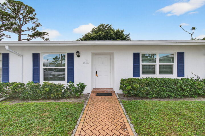 Property Photo:  5452 Poppy Place D  FL 33484 