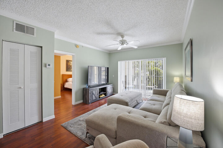 Property Photo: 3221 Tuscany Way 3221 FL 33435