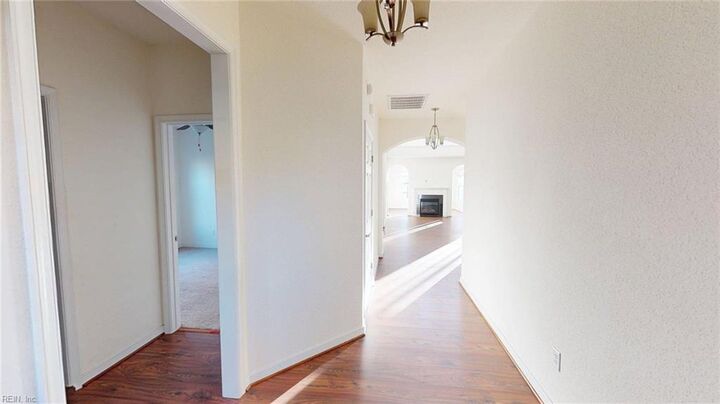 Property Photo: 519 Dunning Ln VA 23322