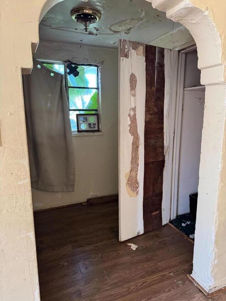 Property Photo: 2138 Dumbarton Avenue CA 94303