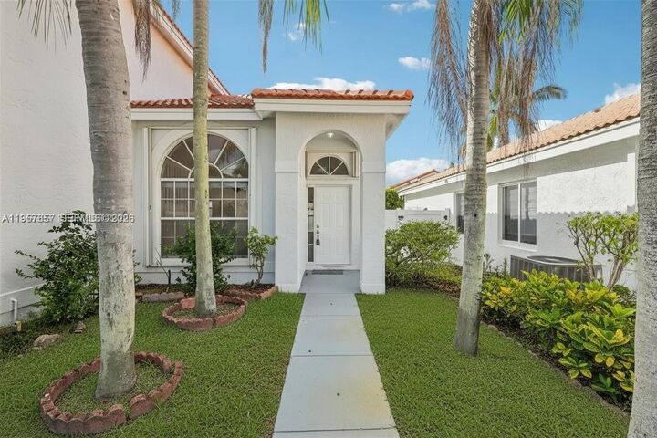 Property Photo:  1378 SW 180th Ave  FL 33029 