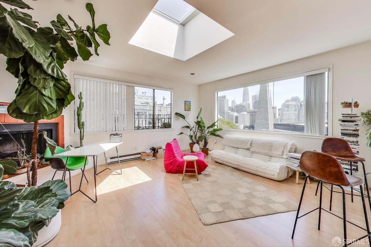 Property Photo:  1217-1219 Kearny Street  CA 94133 