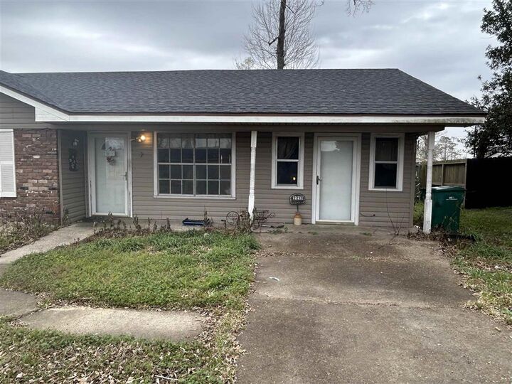Property Photo:  2213 Comanche Street  LA 70663 
