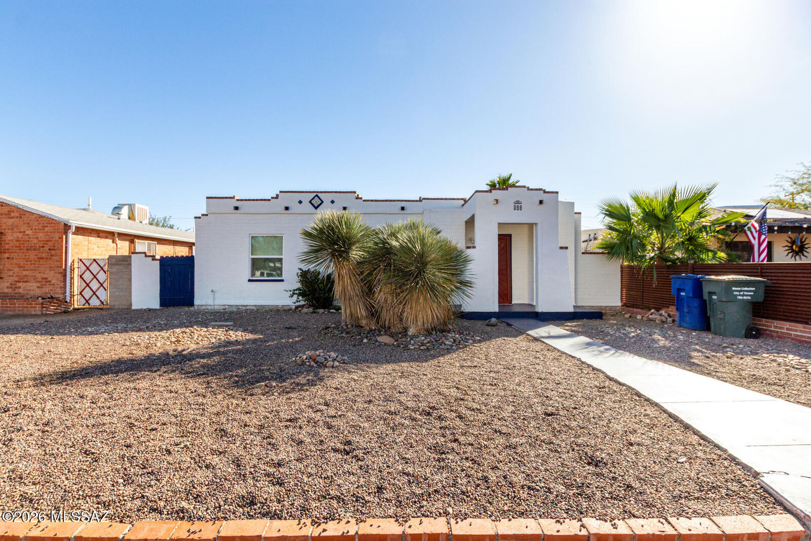 Property Photo:  244 E Elm Street  AZ 85705 