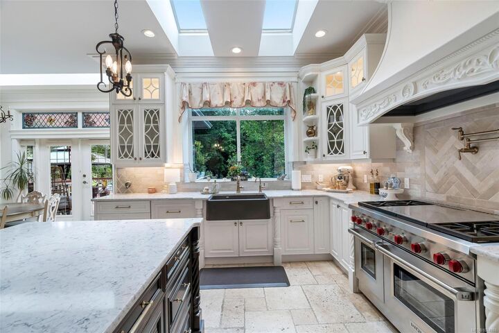 Property Photo: 3250 Cobble Hill Rd BC V0R 1L6
