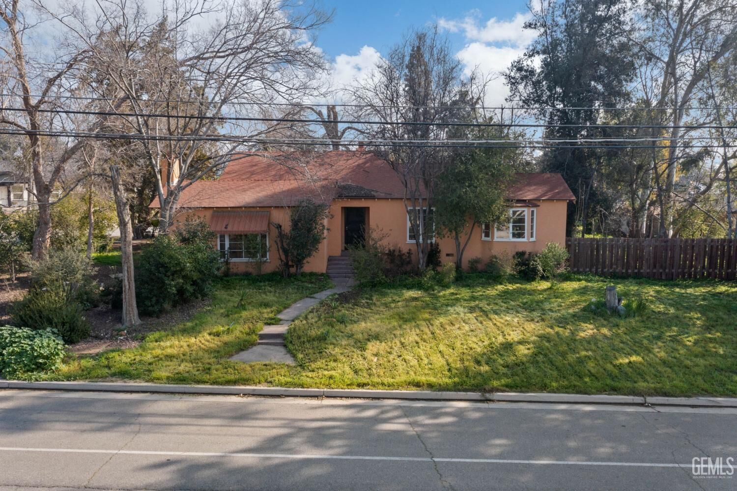 Property Photo:  2891 Alta Vista Drive  CA 93305 