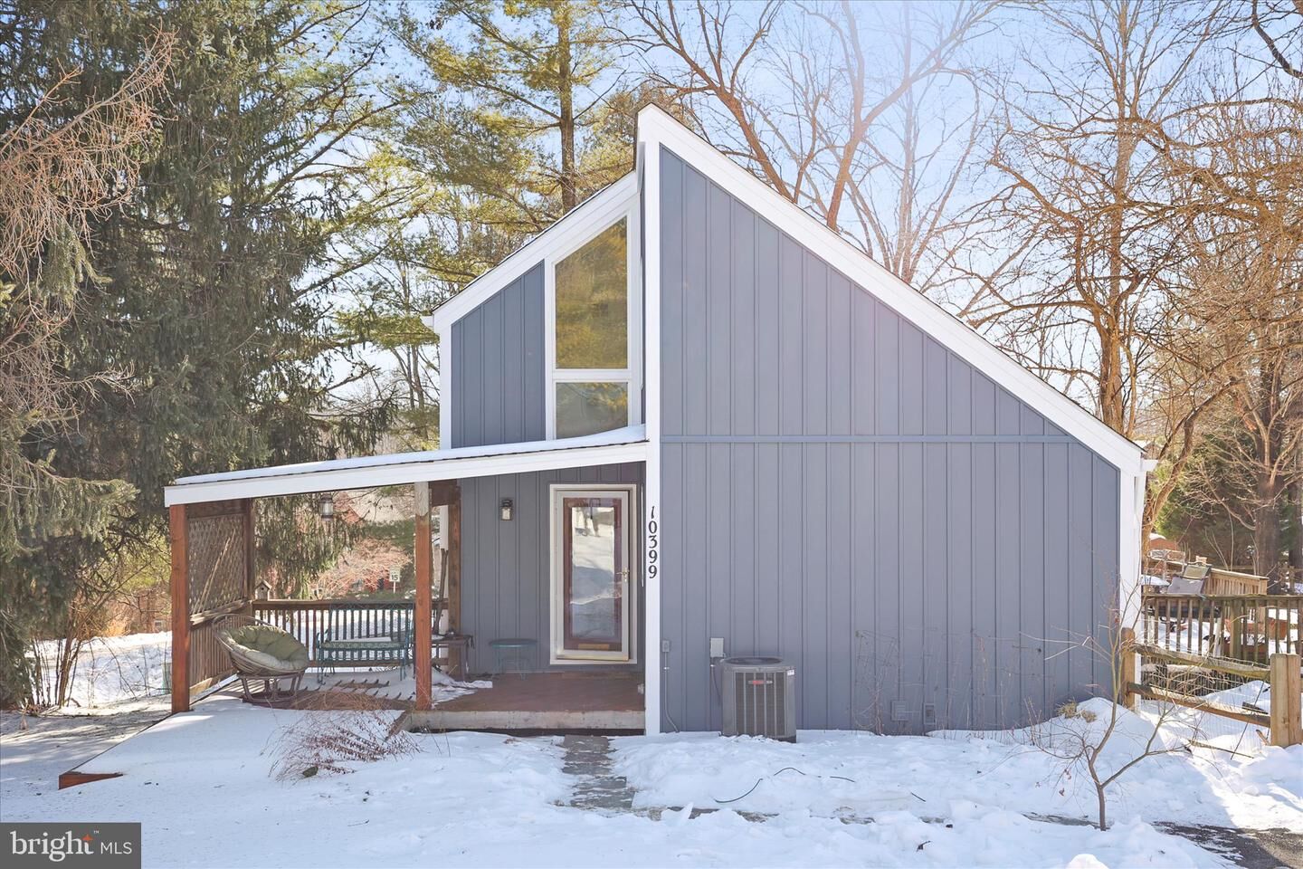 Property Photo:  10399 Hedgeapple Bnd  MD 21774 