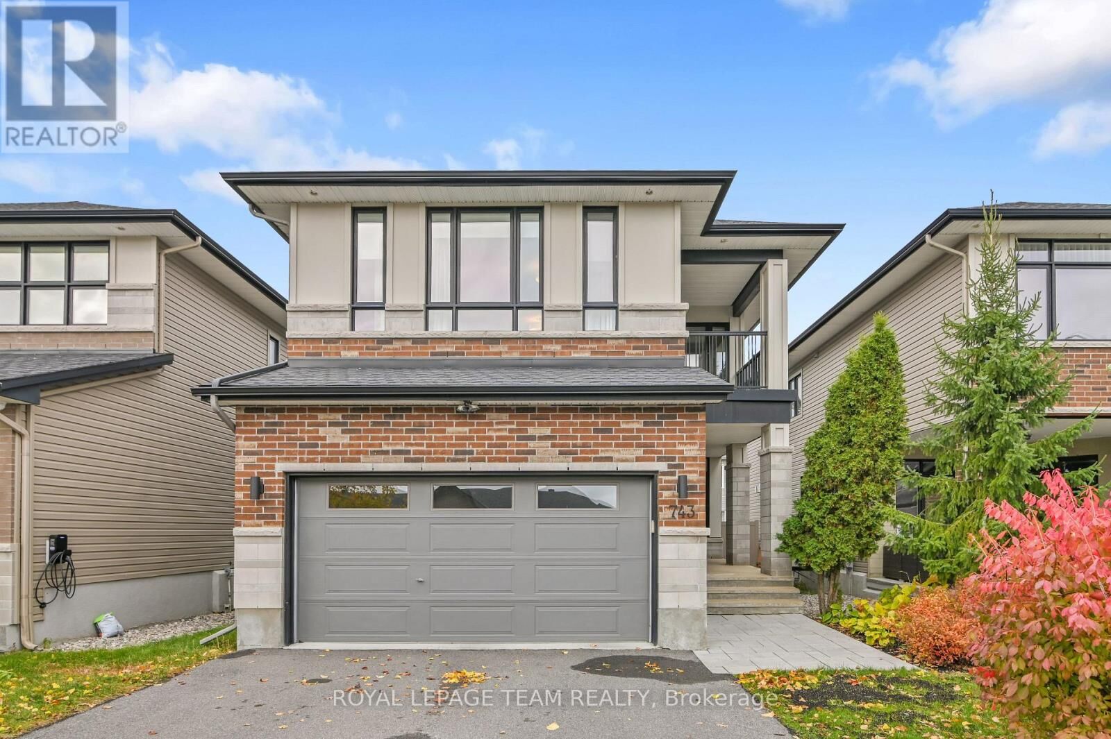 Property Photo:  743 Brian Good Avenue  ON K4M 0E3 