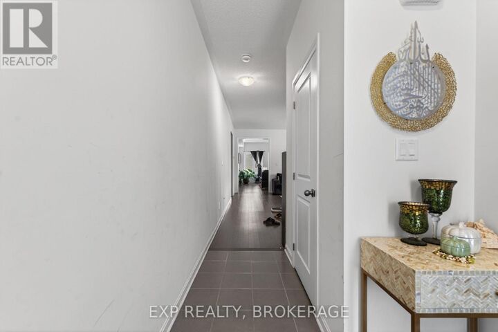 Property Photo: 54 Oakmont Drive ON K0H 1G0