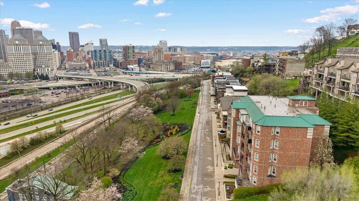 Property Photo:  380 Baum Street 5B  OH 45202 