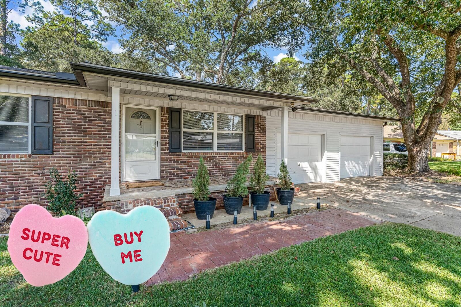 Property Photo:  309 Cloverdale Boulevard  FL 32547 