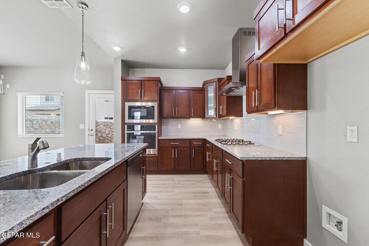 Property Photo: 13885 Paseo De Gloria Avenue TX 79928