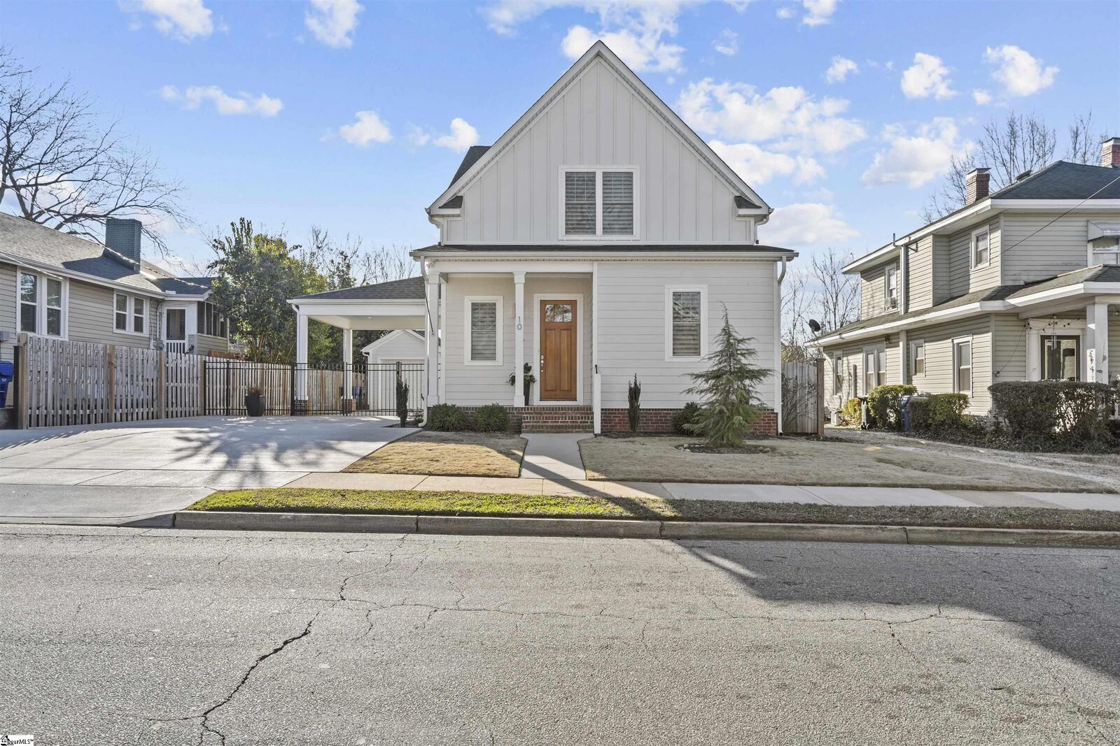 Property Photo:  10 Harris Street  SC 29601 