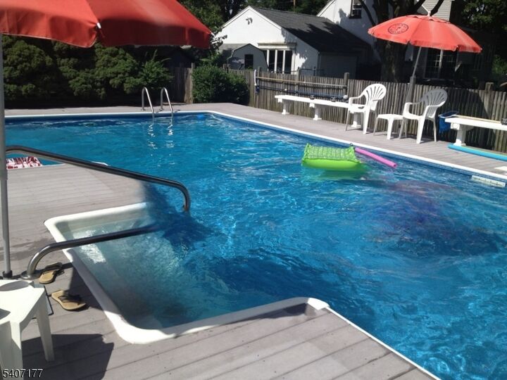 Property Photo:  7 Dale Ave  NJ 07444 