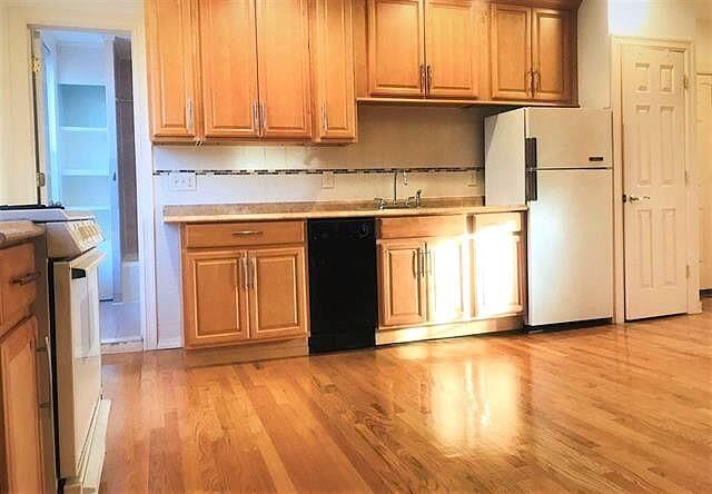 Property Photo: 216 Newark Ave 3 NJ 07302-2796