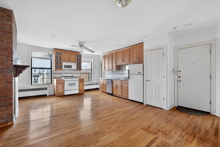 Property Photo:  216 Newark Ave 3  NJ 07302-2796 